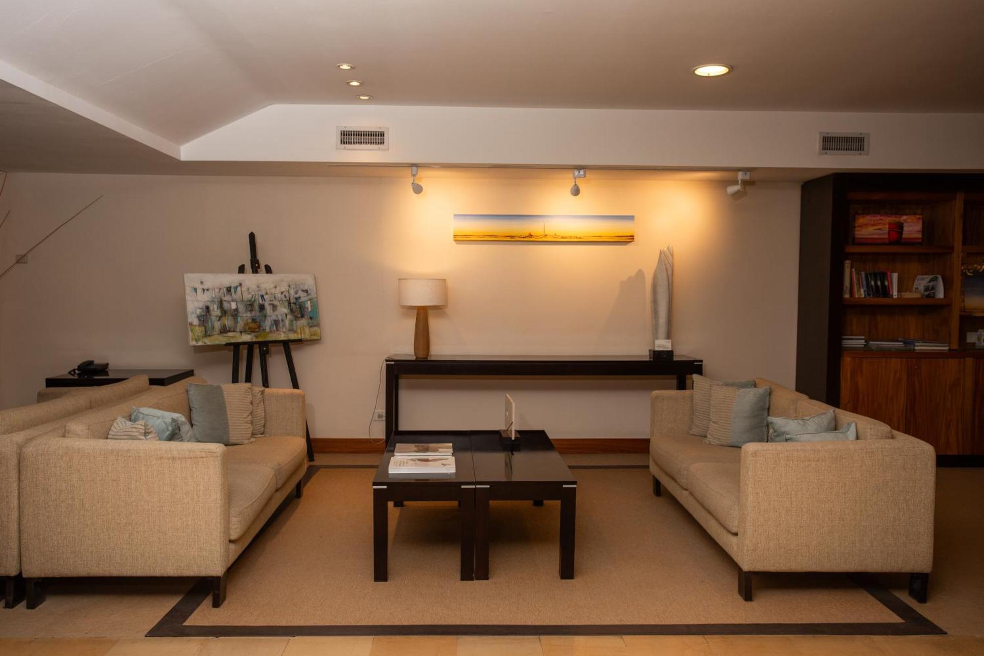 Hotel Peninsula Valdes 푸에르토마드린 외부 사진